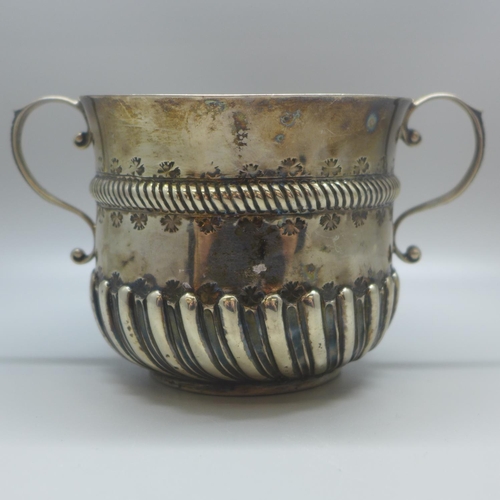 706 - A George III silver two handled cup, London 1790, maker TL, 227g, height 86mm