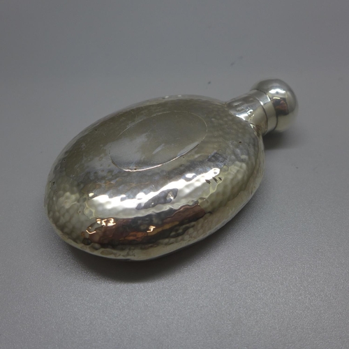 732 - A hammered silver flask, Birmingham 1906, 25g