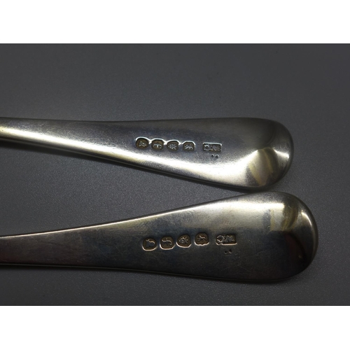 757 - A pair of George IV silver spoons, London 1821, 135g