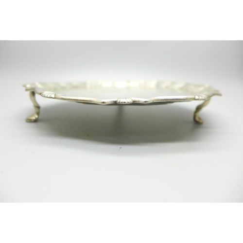 851 - A George II silver card tray, London 1741, Robert Abercromby, 228g, 16cm