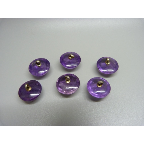 885 - Six amethyst quartz buttons