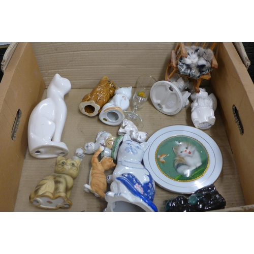 2127 - Approx. 100 items of mixed ceramics and household lamps, some collectables/retro