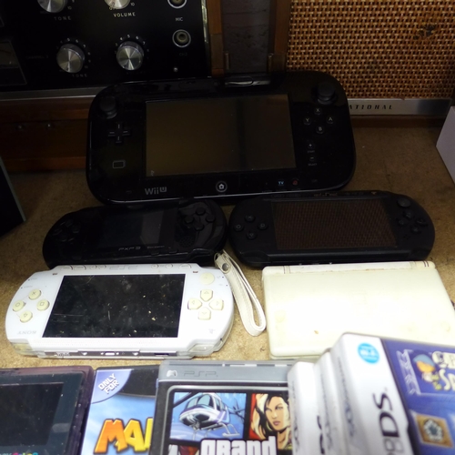 2189 - Hand held console job lot: Nintendo Wii, 2 PSP consoles, DS console and Gameboy Colour console