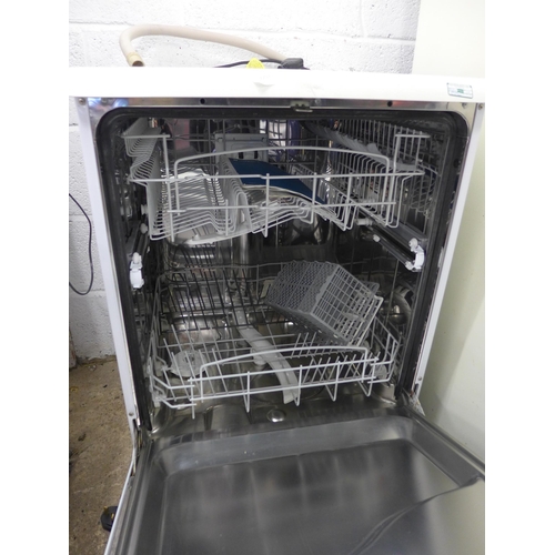 2251 - Hotpoint Aquarius FDW70 dishwasher