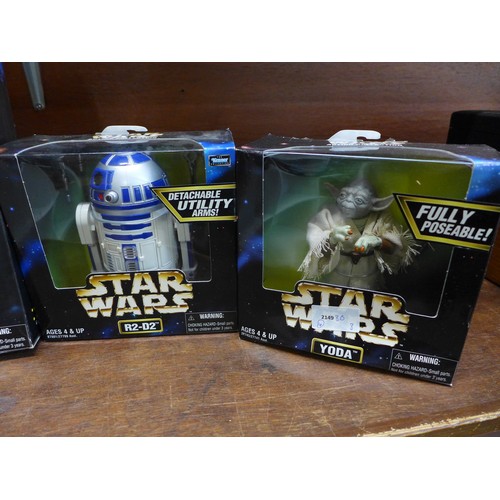 1115 - Star Wars figures: Luke Skywalker, Princess Leia, R2D2 and Yoda