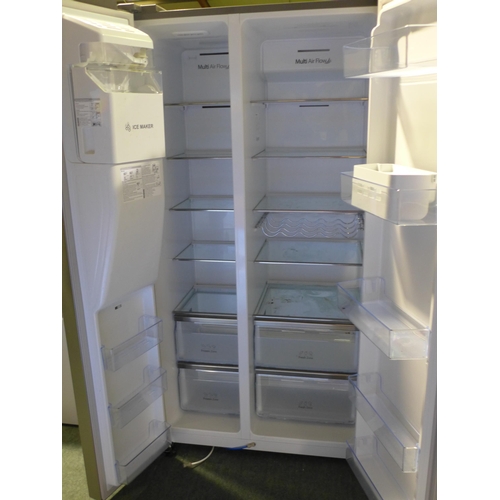 3029 - Hisense Stainless Steel Side By Side Fridge Freezer - model: RS694N4IIF, Original RRP £666.66 + vat ... 