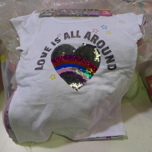 3050 - Bag of girls Vigoss T-shirt sets, mixed size and styles, approx. 15 sets per bag * this lot is subje... 