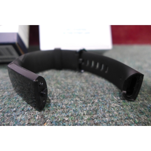 3062 - Fitbit Charge 4 - Black (model:- 247284) (273-14) * This lot is subject to VAT