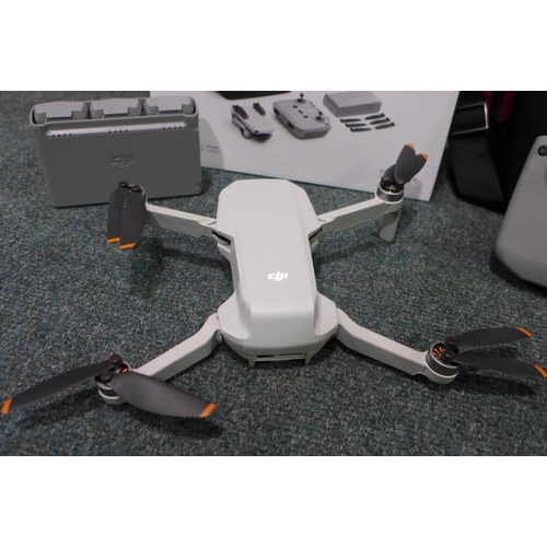 3076 - DJI Mini 2 Fly More Combo Drone Bundle , original RRP £433.33 + VAT (273-281) * This lot is subject ... 