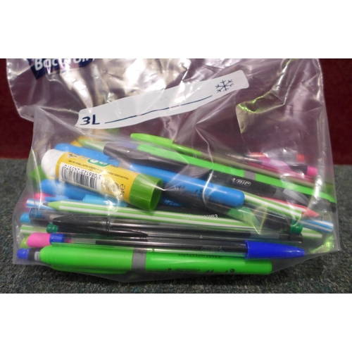 3081 - Bic Assorted Pen Pack (273-165) * This lot is subject to VAT