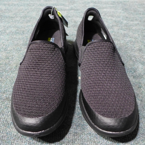 3125 - Pair of men's black slip-on Skechers, UK size 9, * this lot is subject to VAT