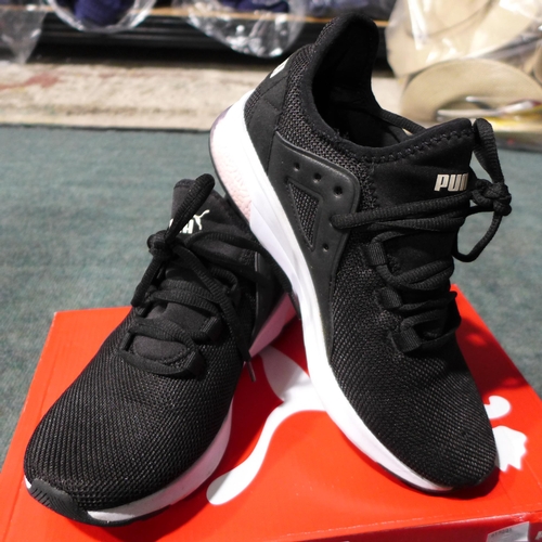 3127 - Pair of women's black Electron Street C. trainers, UK size 5, with box * this lot is subject to VAT