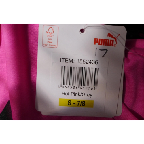 3161 - Bag of girls' Puma T-shirts and shorts sets, mainly size and age 3/4 or XXS, approx. 8 sets in lot a... 