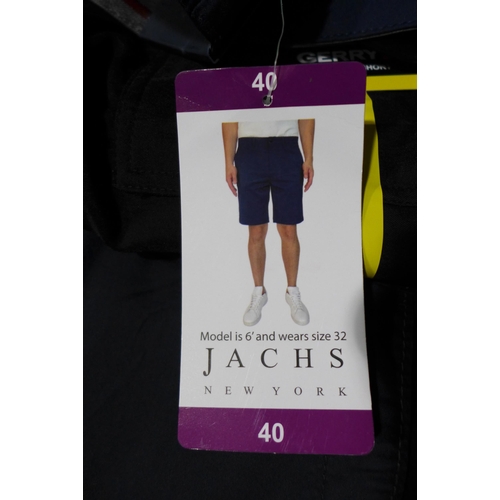 3170 - Bag of men's shorts, various sizes, styles and colours, approx. 8 pairs in lot * this lot is subject... 