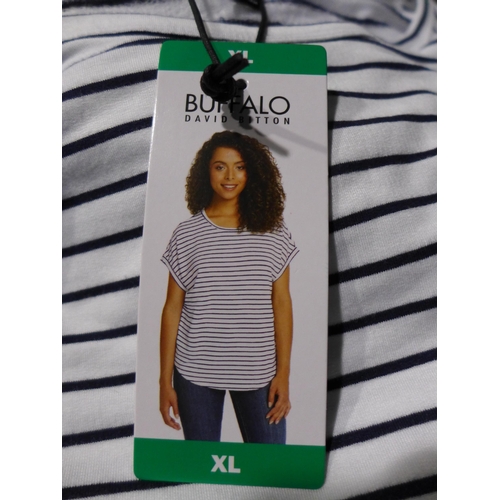 3183 - Bag of women's Buffalo Navy Stripe T-shirts, all size XL, approx. 8 in lot * this lot is subject to ... 