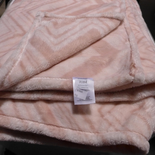 3184 - Life Comfort Pink fluffy blanket, 150 x 130cm approx. * this lot is subject to VAT