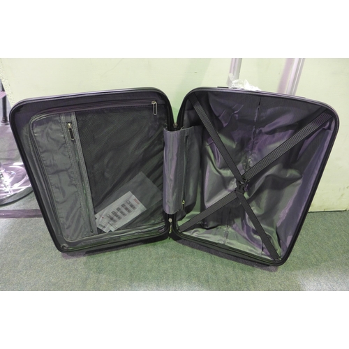 3300 - American Tourister Jetdriver Carry on 55cm 4-Wheel Spinner case (273-278) * This lot is subject to V... 