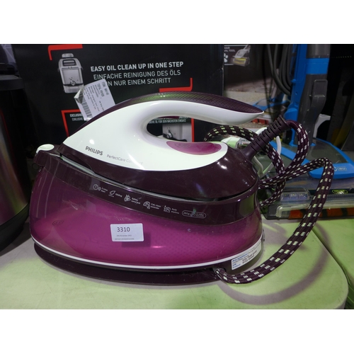 3310 - Philips Steam Generator Iron, original RRP £141.66 + VAT (273-249) * This lot is subject to VAT