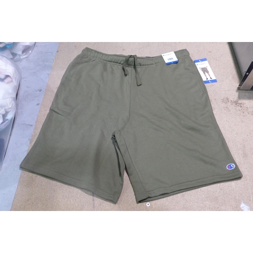 3330 - Bag of men's olive green Champion shorts, all size large, approx. 6 pairs * this lot is subject to V... 