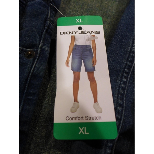 3218 - Box of women's denim shorts, mainly by DKNY Jeans, various sizes and styles, approx. 10 in lot * thi... 