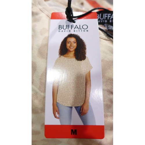 3238 - Bag of women's Buffalo Cream Leopard T-shirts, all size medium, approx. 15 per lot * this lot is sub... 