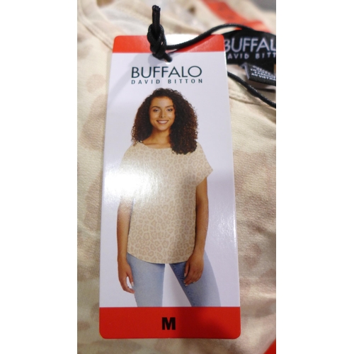 3241 - Bag of women's Buffalo Cream Leopard T-shirts, all size medium, approx. 15 per lot * this lot is sub... 