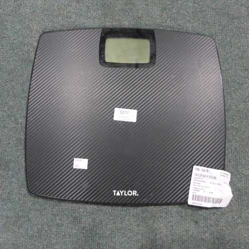 3277 - Taylor Bath Scales (273-205) * This lot is subject to VAT