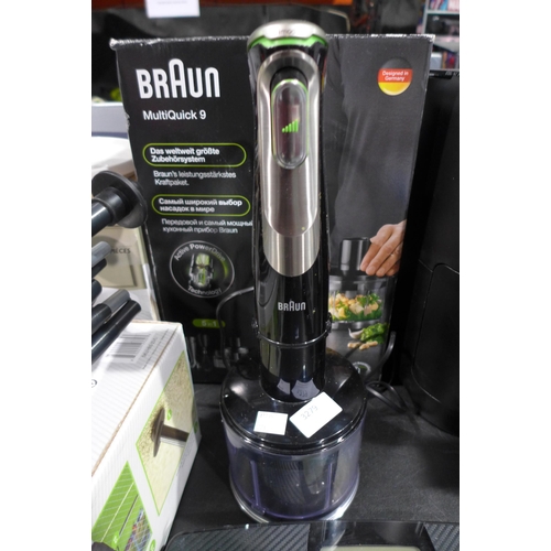 3279 - Braun Hand Blender (273-201) * This lot is subject to VAT