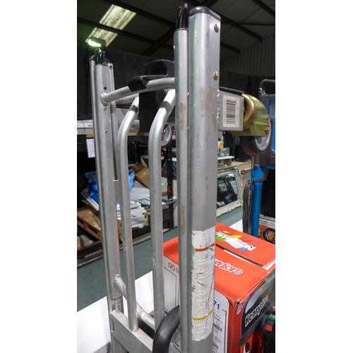 3289 - Cosco 3-In1 Hand Truck - Damaged Handle (273-200) * This lot is subject to VAT