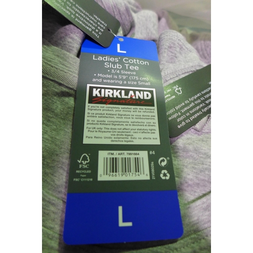 3388 - Bag of women's Kirkland Signature, grey ¾ sleeve tops, size L & XL, approx. 12 in lot * this lot is ... 