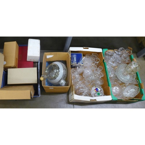 1165 - Three boxes of mixed glass including boxed commemoratives and drinking glasses