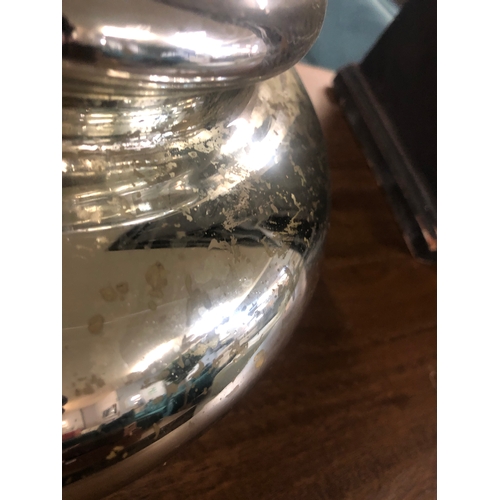 1367 - A large silver squat trinket jar (2239611)   #