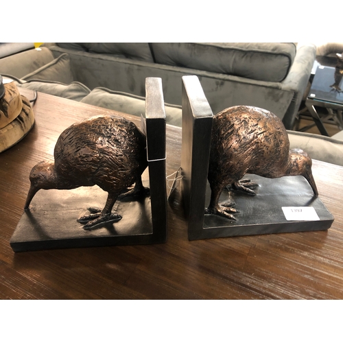 1397 - A pair of Kiwi bookends, H 16cms (762916)   #