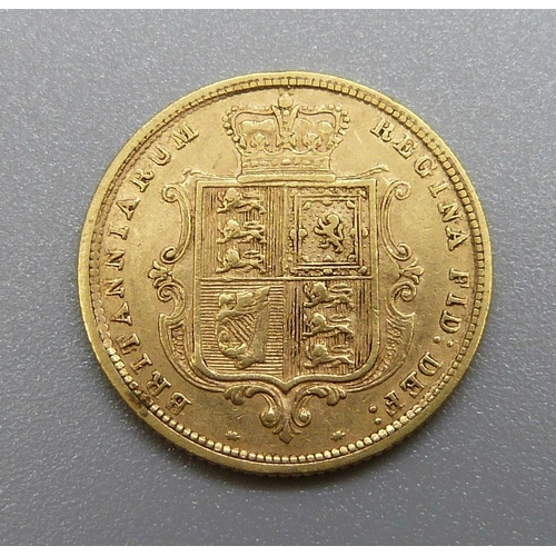 1035 - A Victorian 1883 half sovereign