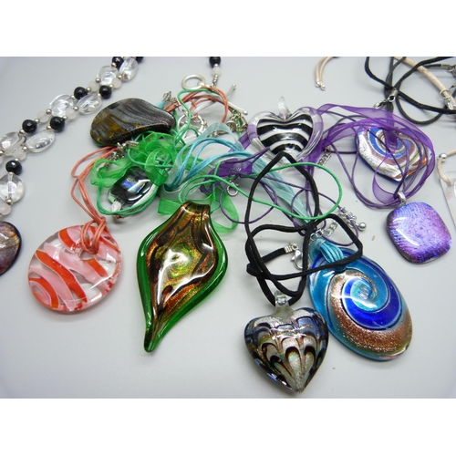 1064 - Murano and other glass jewellery