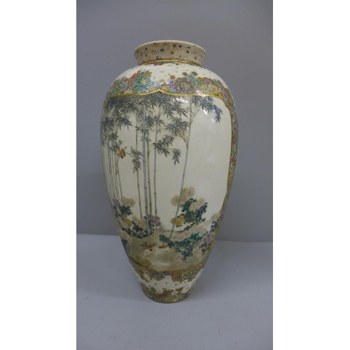 607 - A Japanese Satsuma vase, 27.5cm