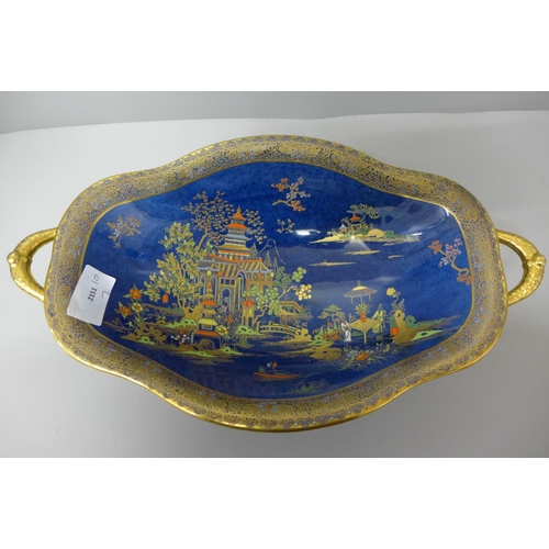 648 - A Carltonware Pagoda pattern dish, 9cm