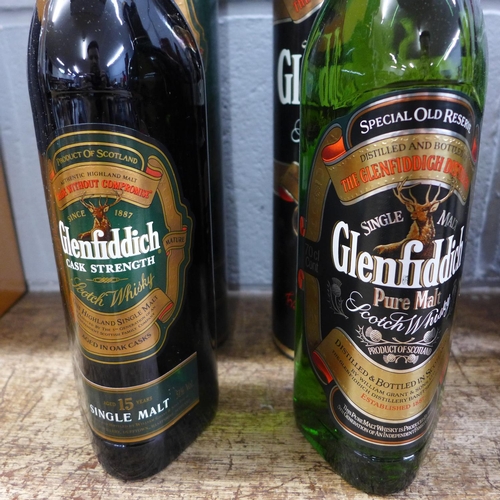 829 - Two bottles of Glenfiddich whisky