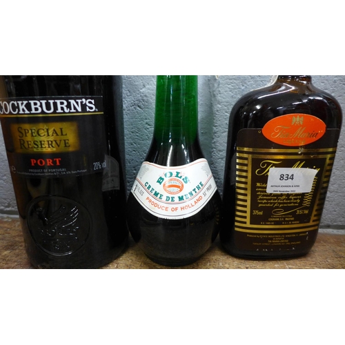 834 - A bottle of Cockburns Special Reserve Pot, Bols Creme de Menthe and Tia Maria