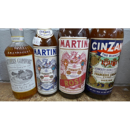 835 - Circa 1980's bottles of Martini Bianco, Vermouth Rose and Cinzano The Bianco and a bottle of Souther... 