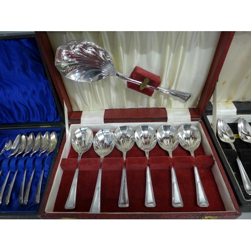 847 - A collection of silver plated boxed cutlery