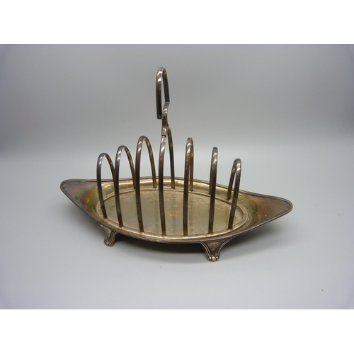 863 - A silver toast rack, Birmingham 1908, 202g