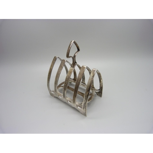 864 - A silver toast rack by Cocks & Bettridge, Birmingham, 1908