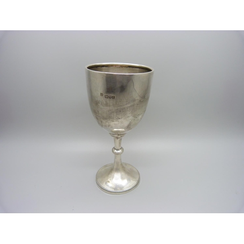 871 - A silver goblet, Johannesburg Horse Show, 1905, Chester 1905, 93g