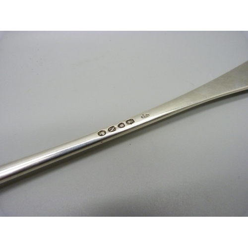 893A - A large Victorian silver rattail spoon, London 1888, 151g