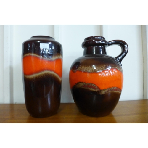 91 - A West Germsan 517-38 Scheurich Keramik fat lava fabiola glazed vase and a matching 486-38 Scheurich... 