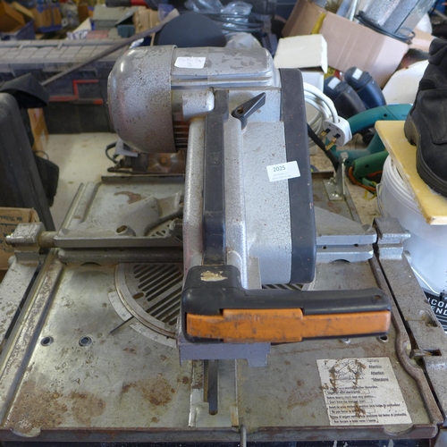 2025 - ELU (Switzerland) rewired full working flip-over saw