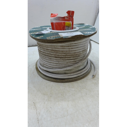 2047 - Roll of Tower 3-core/T & E cable, approx. 30m (WK518297) and roll of multicore solder