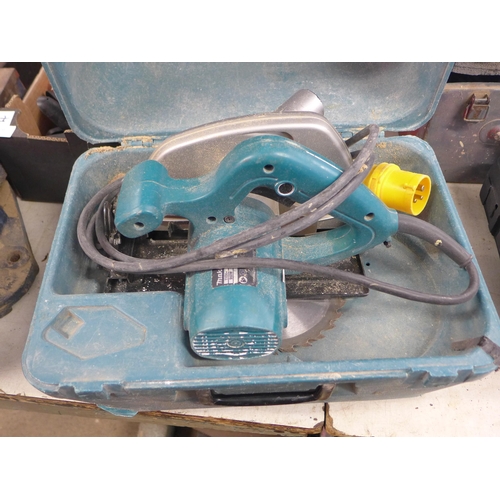 2051 - Makita 5604R 165mm 110v rotary saw in case