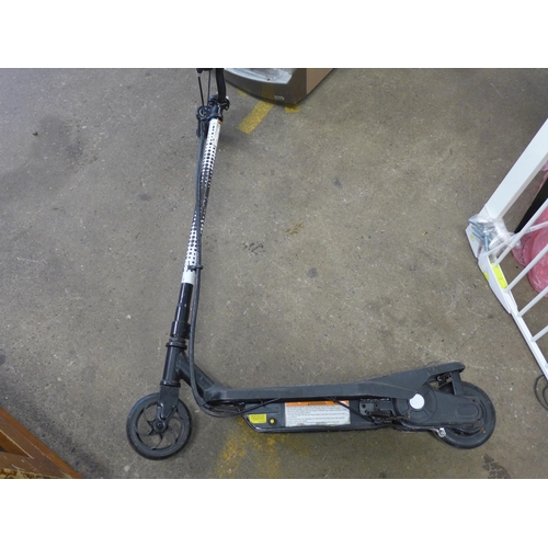 2087 - Electric scooter